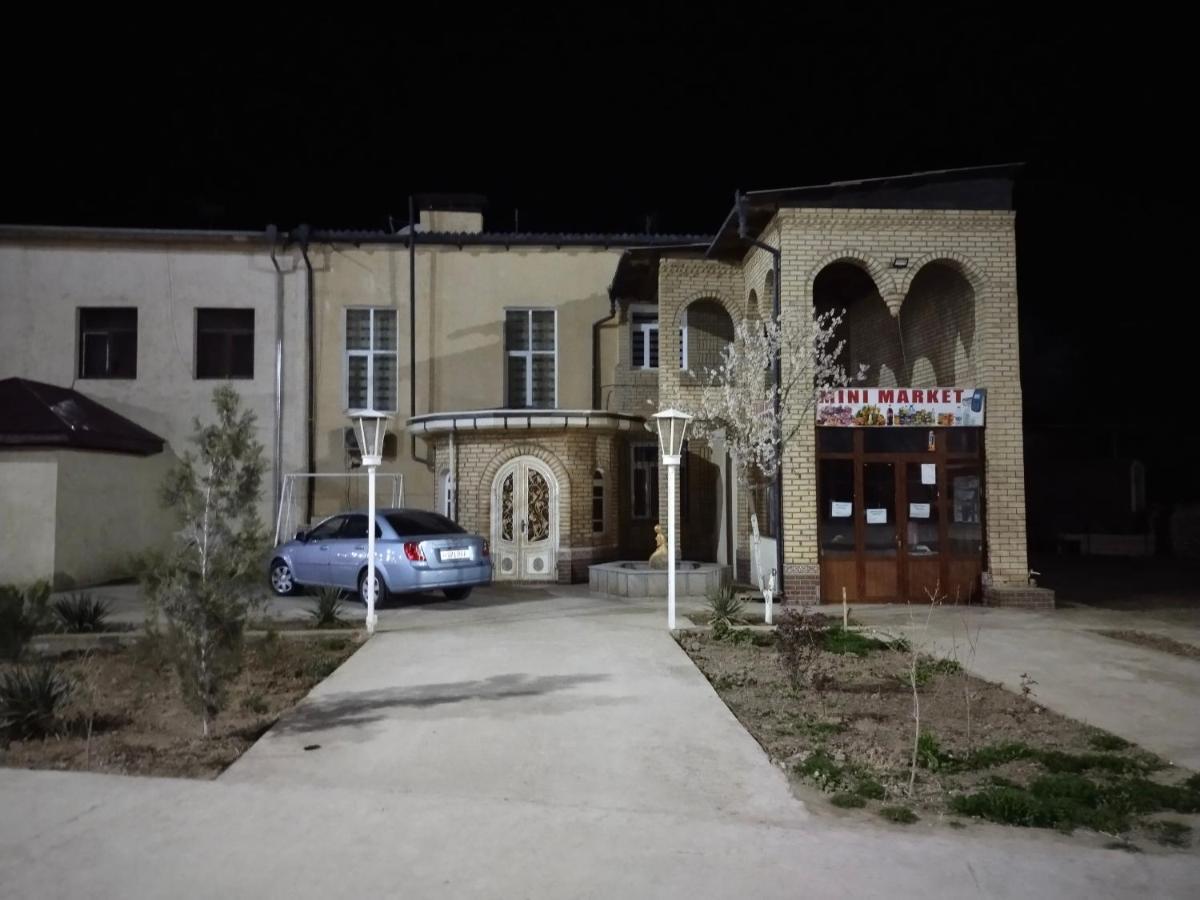 SULTON SAYYOR Guest House Khiva Extérieur photo